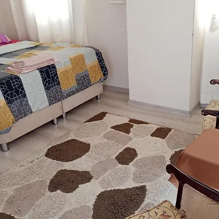 Makif Family Cheap Furnished Vacation Flat