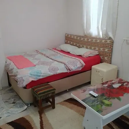 Makif Family Cheap Furnished Vacation Flat